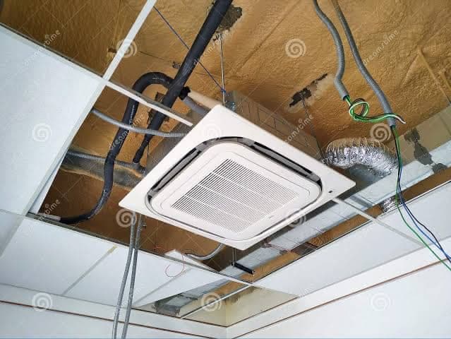 Ceiling cassette air conditioning unit installed by Helmont